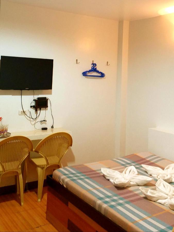 Sola Eleganza Apartelle Quezon City Exterior photo